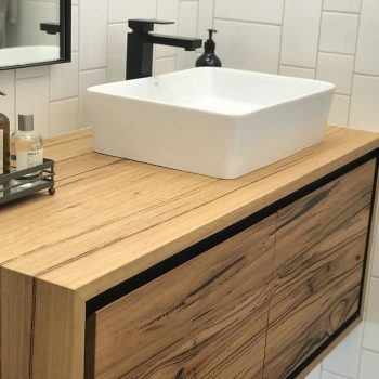 Tennyson Street Bulimba Bathroom Renovation_2_7